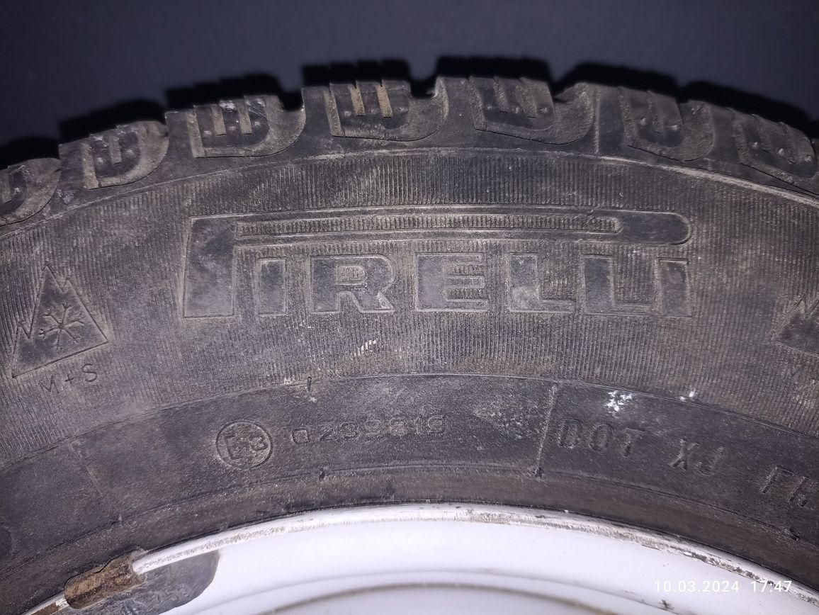 Резина pirelli 175 70 13 с диском покришка