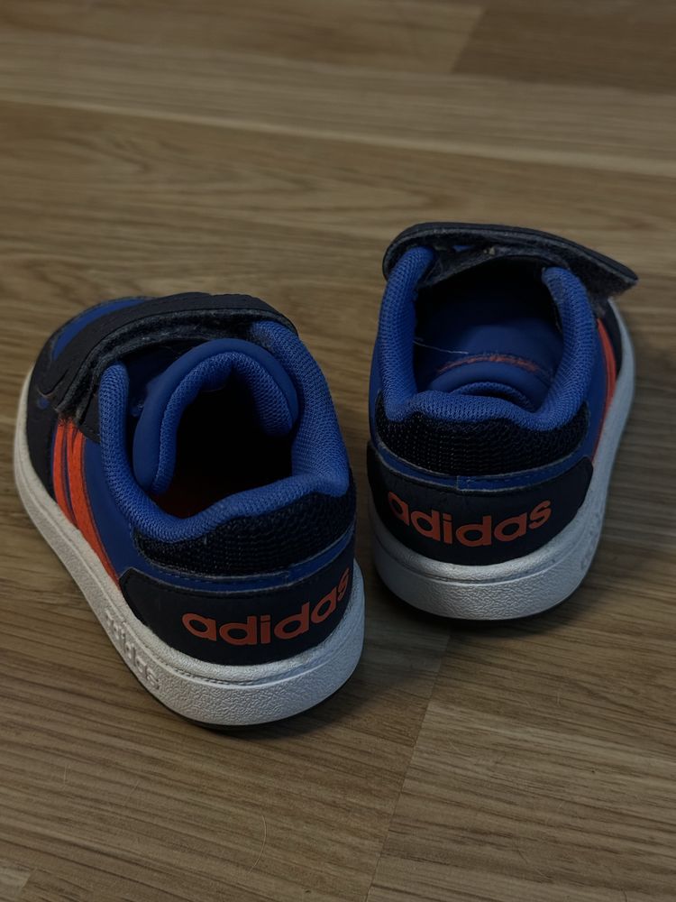 Кросівки Adidas