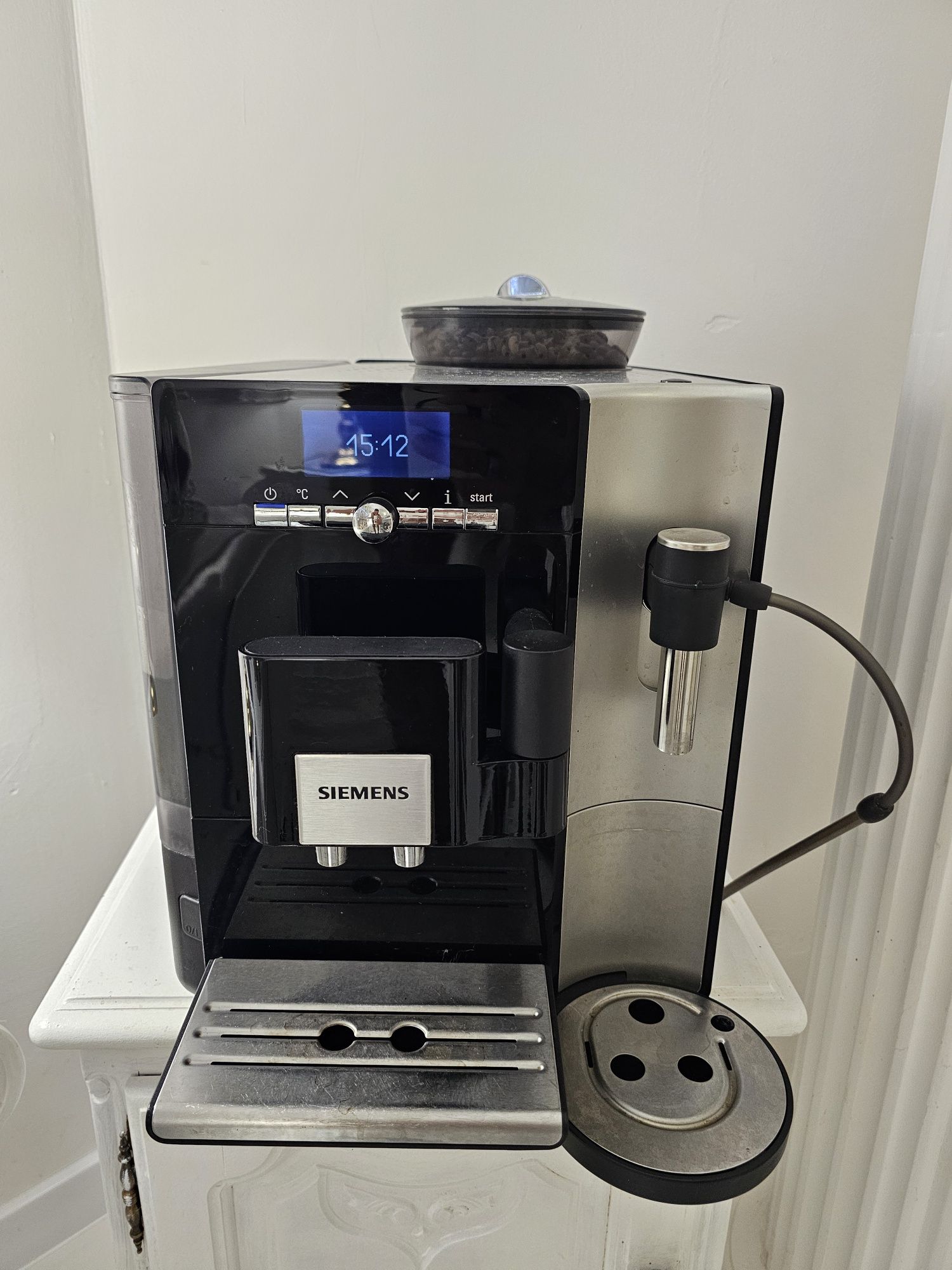 Ekspres do kawy Siemens eq7 plus