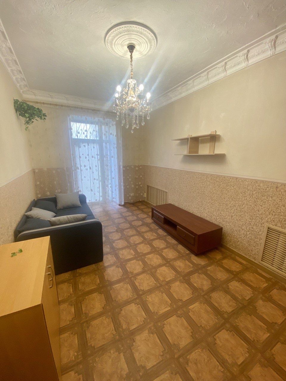 Сдам 3-х комнатный офис  Старокозацкая Парк Глобы Отдельный вход