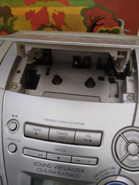 Магнитола CD Panasonic RX-ES 22.