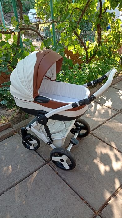 Продам коляску Tako Maxone 2 в 1