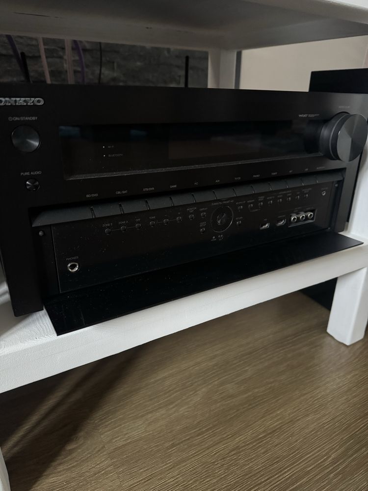 Amplituner Onkyo tx nr838