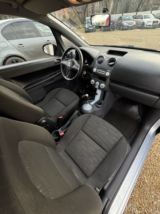 Mitsubishi Colt 1.1i/Klimatyzacja/Czujniki parkowania/El.Szyby/Ekonom