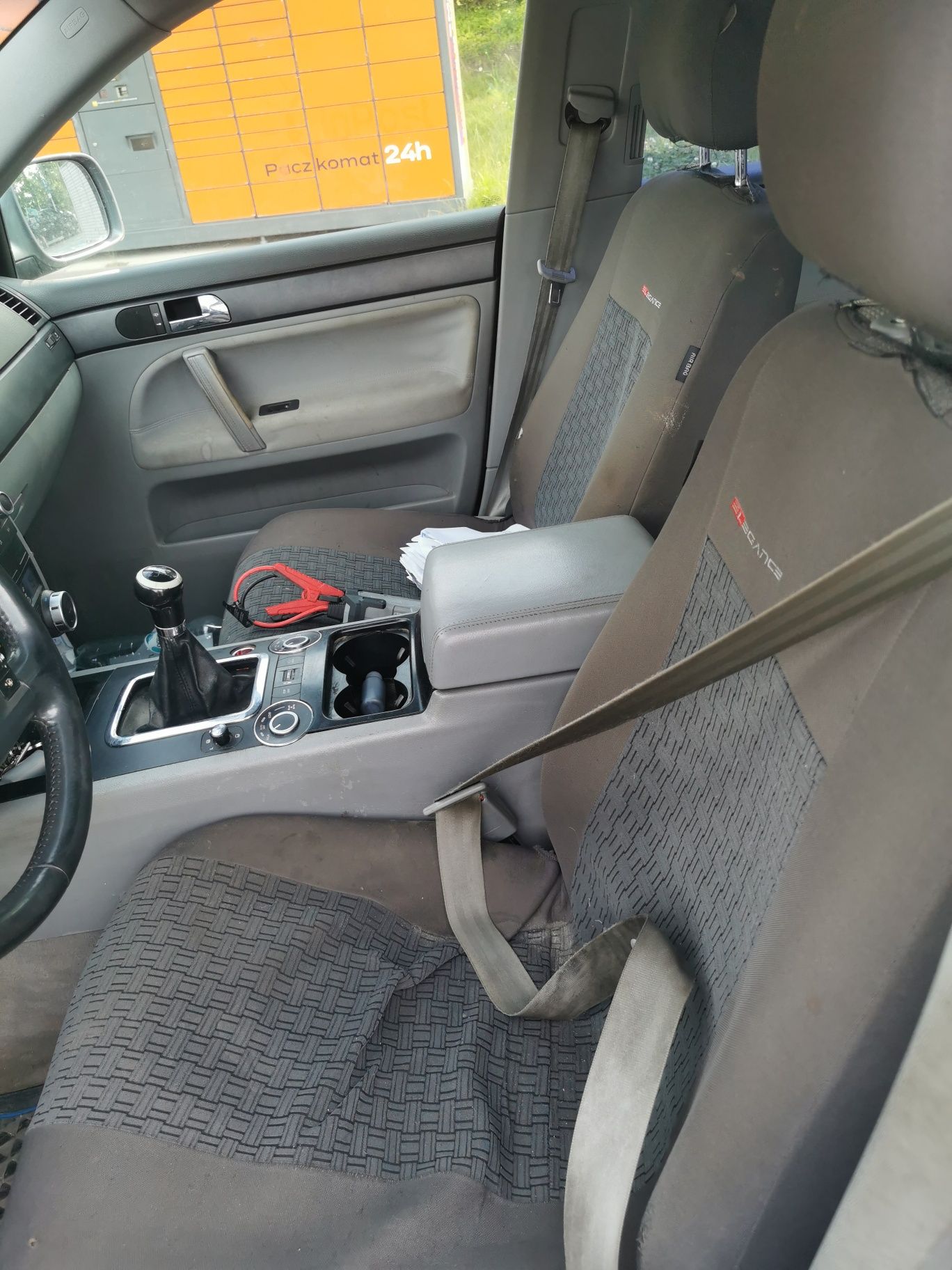 VW touareg 2.5TDI 174km4x4 manual klima hak 3.5T