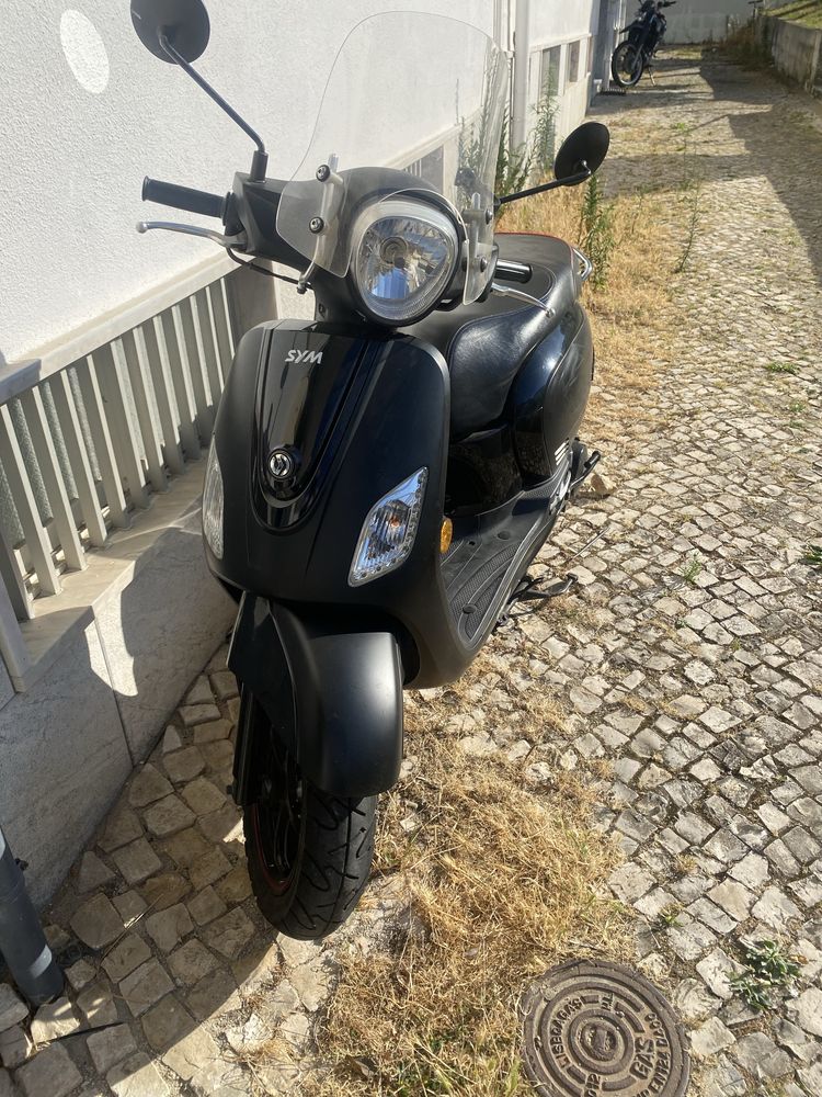 Scooter SYM Fiddle III