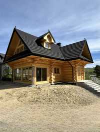 Drewniany dom z bali