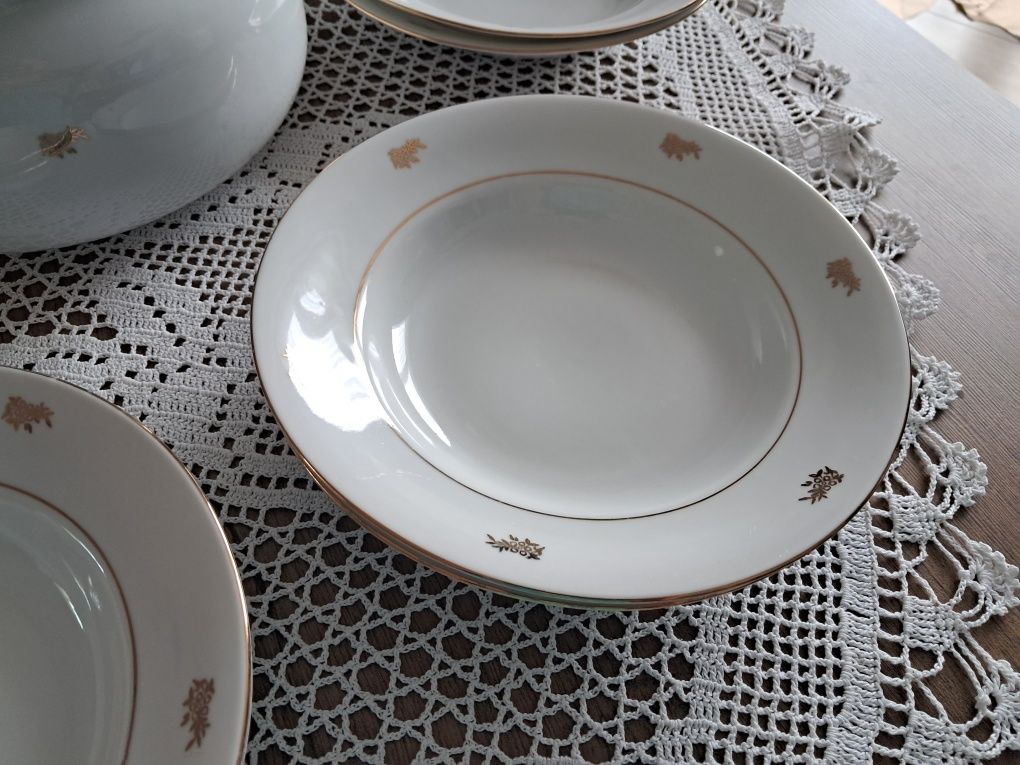 Porcelana Karolina lata 80 - 6 talerzy + waza