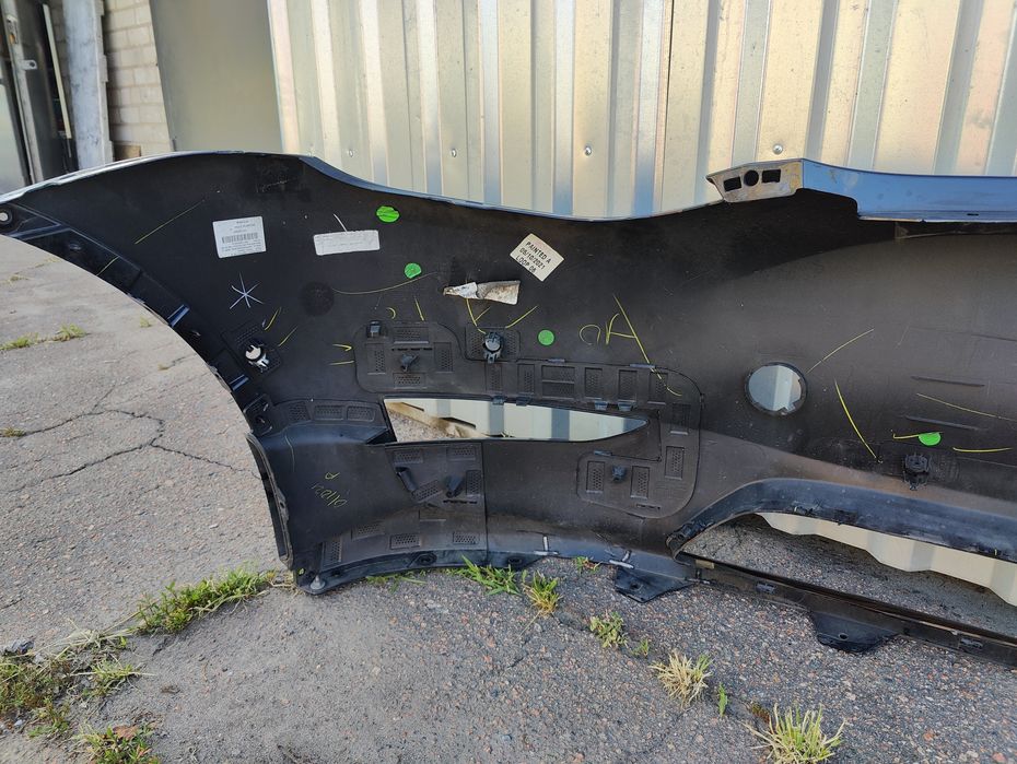 Бампер передний Tesla model Y