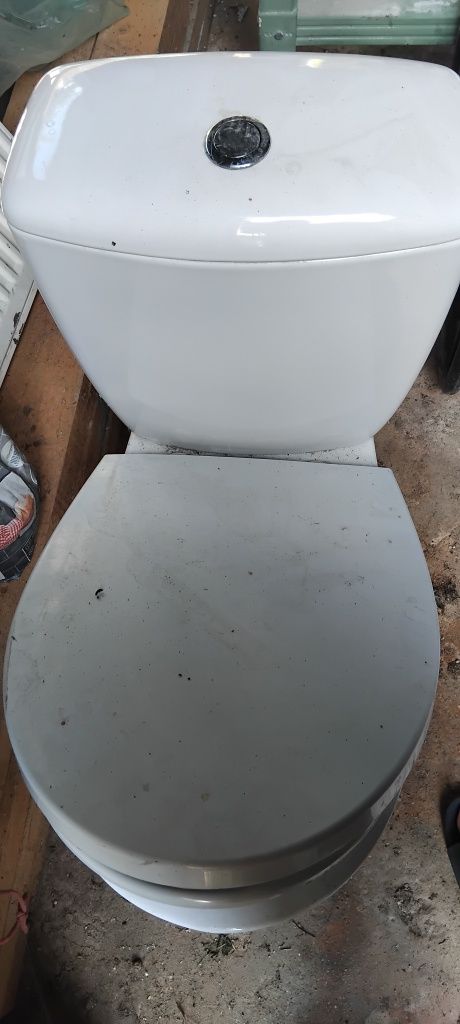 Wc kompakt na budowe