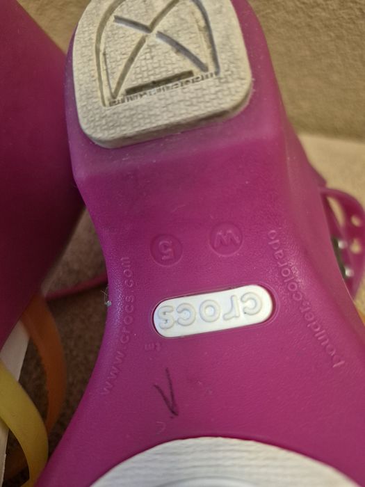 Босоніжки Crocs р.35-36