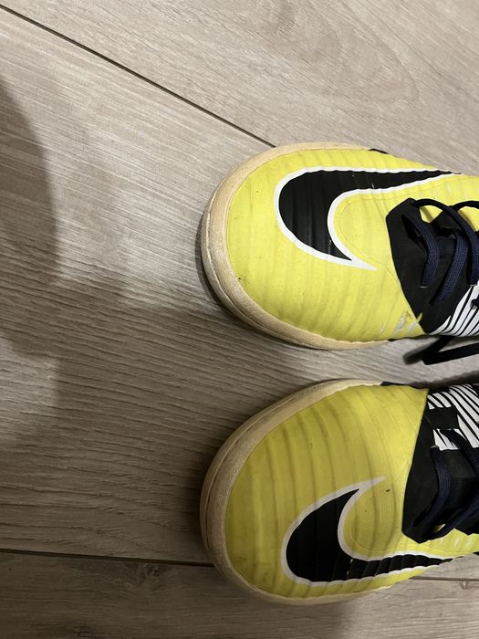 Футзалки Nike сороконожки 43 розмір оригінал