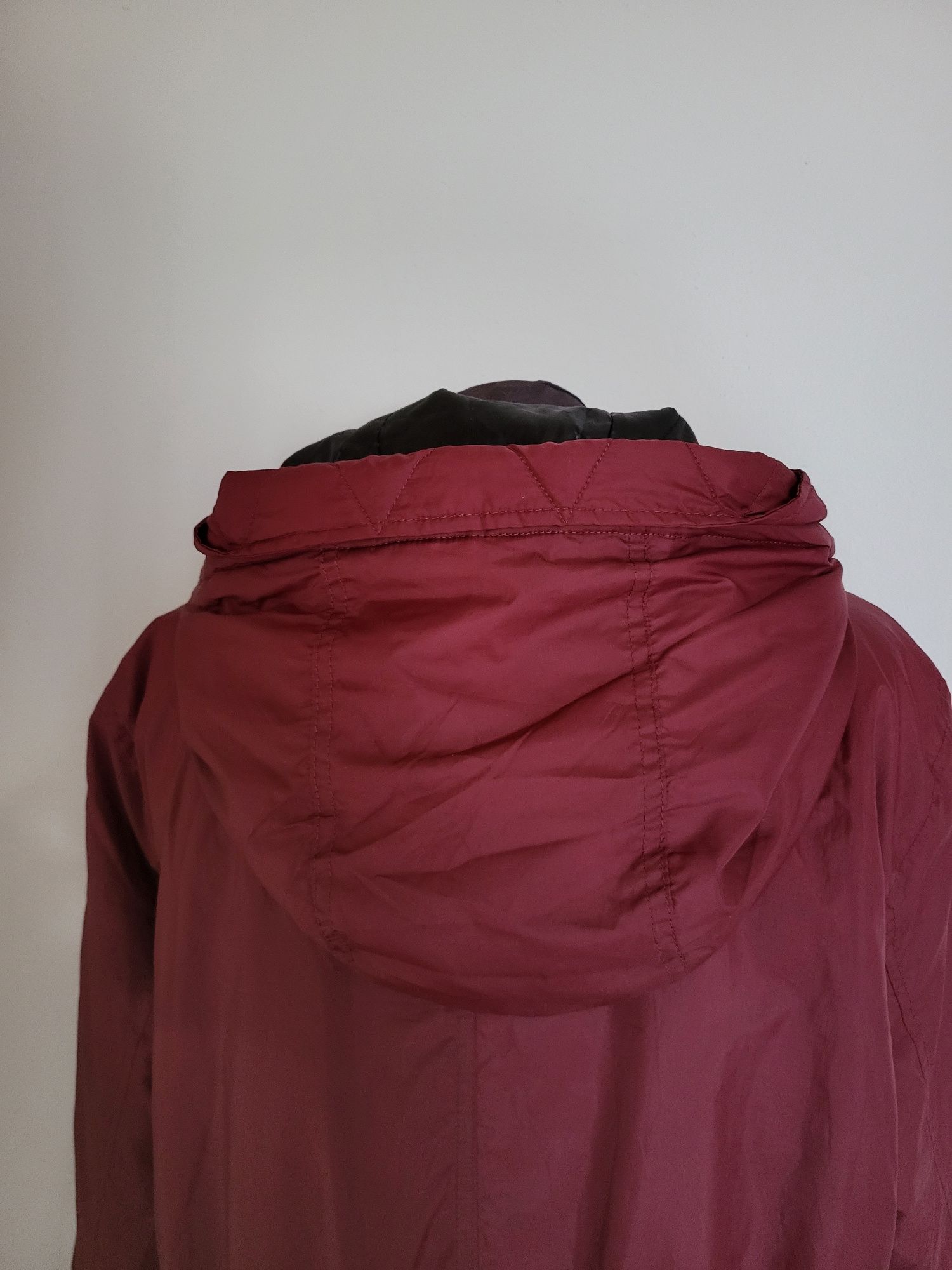 Burgundowa kurtka plaszczyk przeciwdeszczowa rozmiar XL