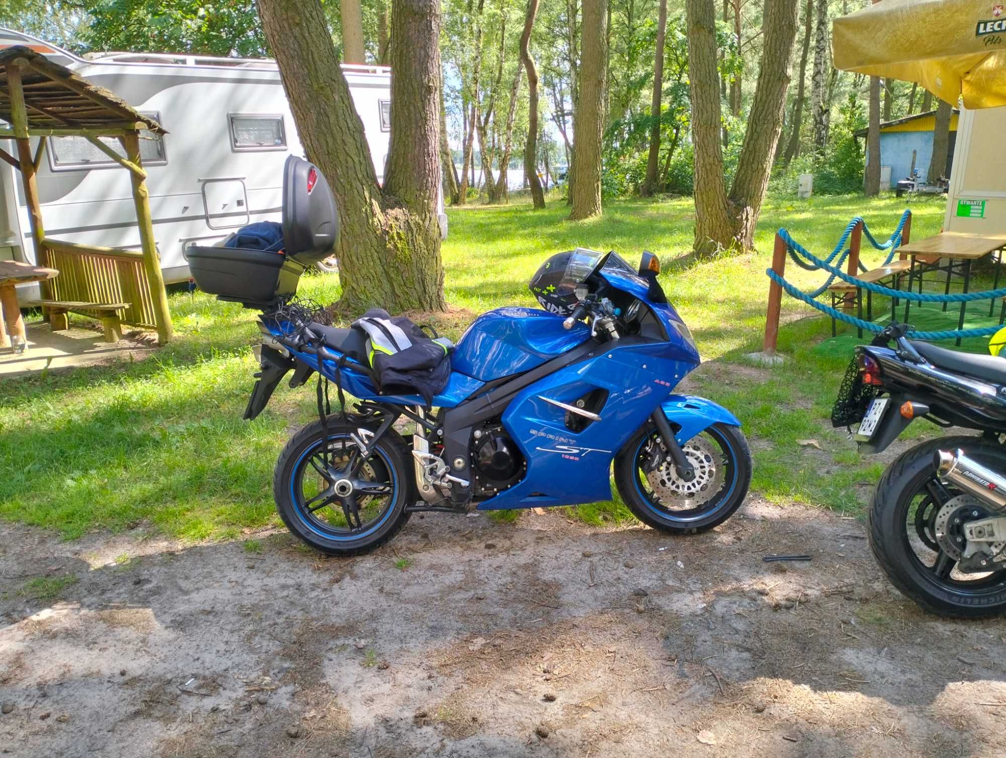 Triumph sprint 1050 st ABS