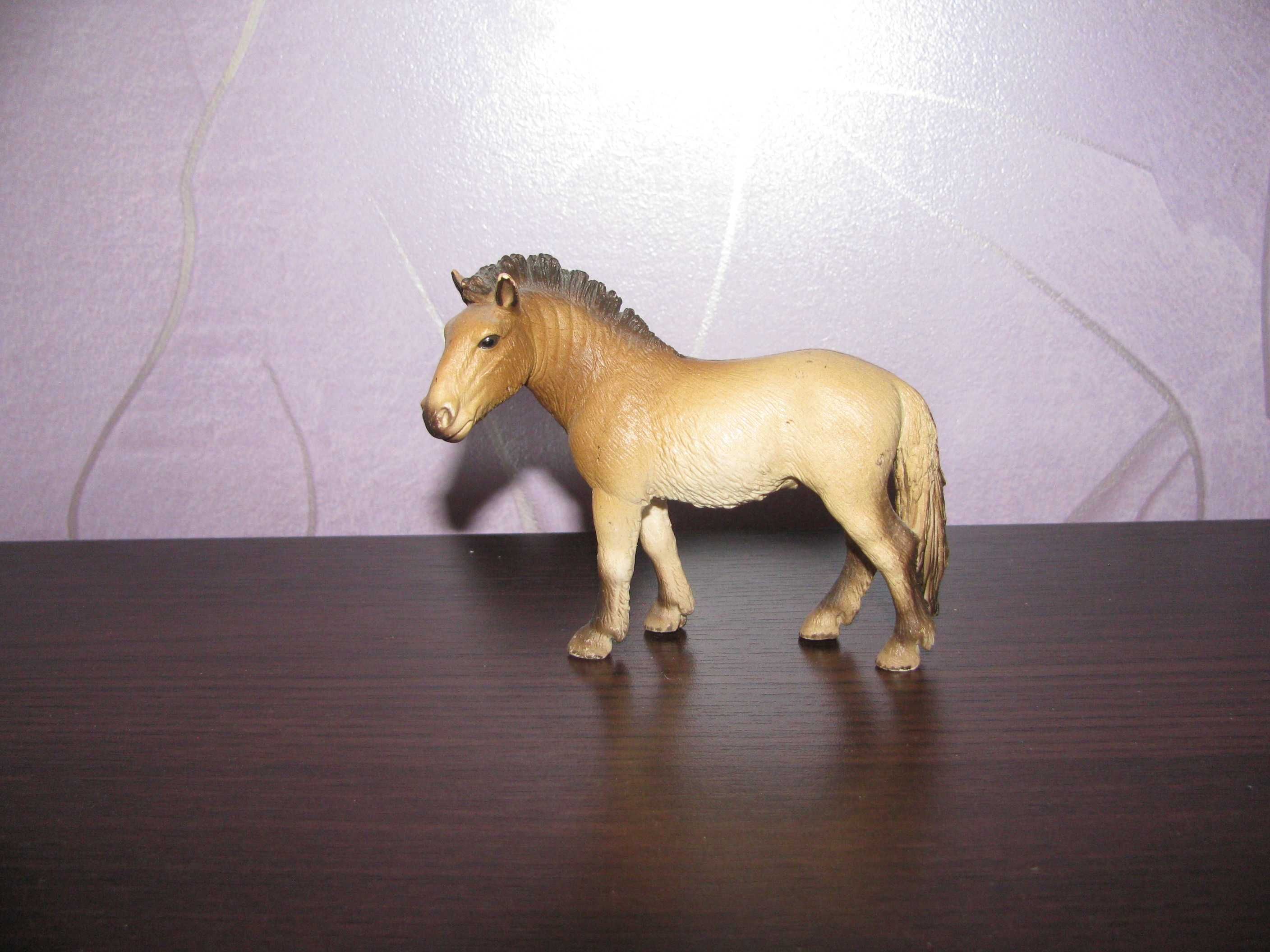SCHLEICH - Koń, Klacz PRZEWALSKIEGO 13620 z 2006 r Kolekcjonerski