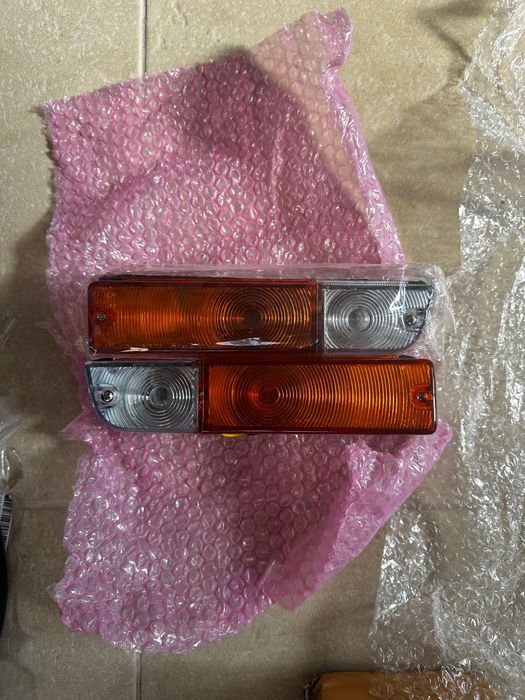 Várias peças Datsun 1200