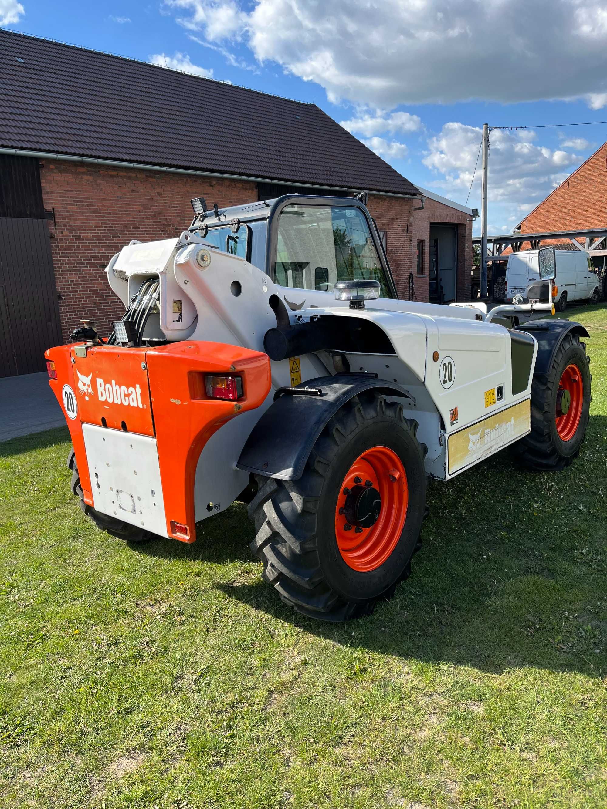 Ładowarka teleskopowa BOBCAT T3571L Rok 2009 Klima
