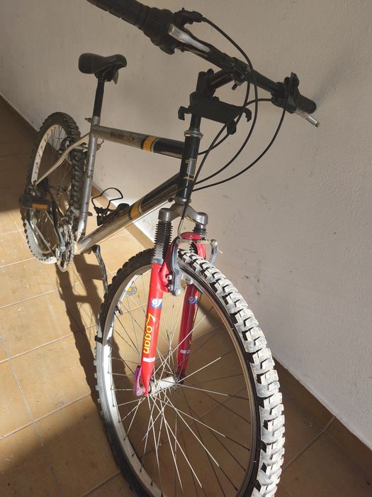 Bicicleta usada .  . .