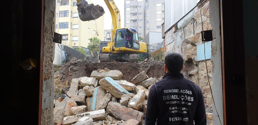 Demolições edifícios Recolhas entullhos