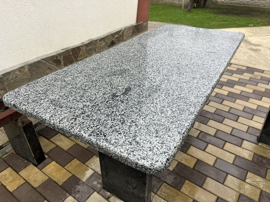 Виготовлення Підвікоників Стільниць