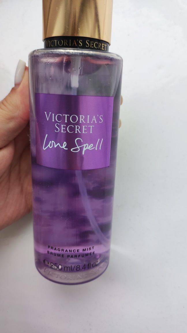 Парфумований спрей для тіла VICTORIA'S SECRET Love Spell