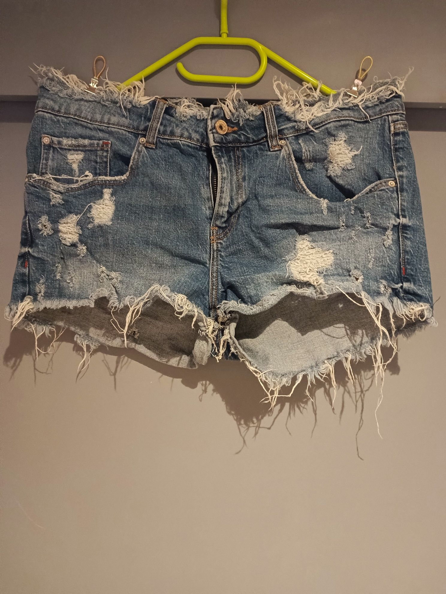 Szorty jeansowe Zara , L