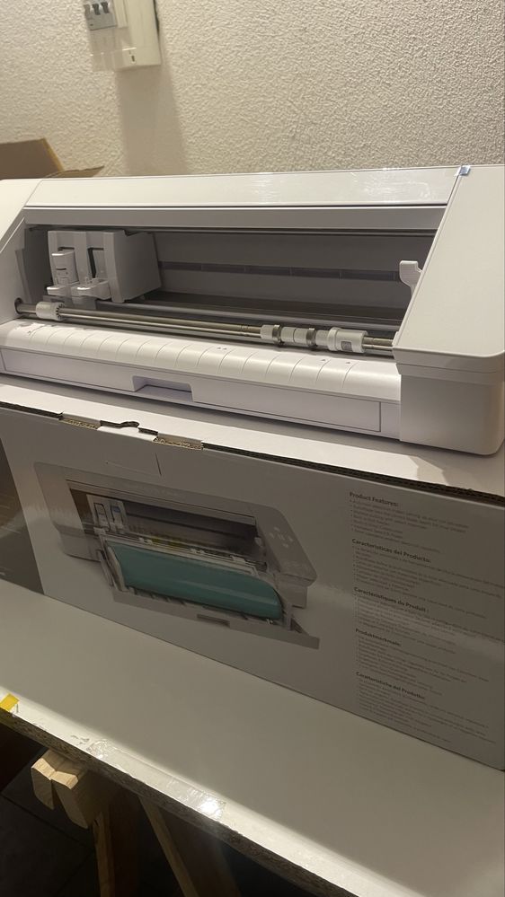 Silhouette Cameo 4