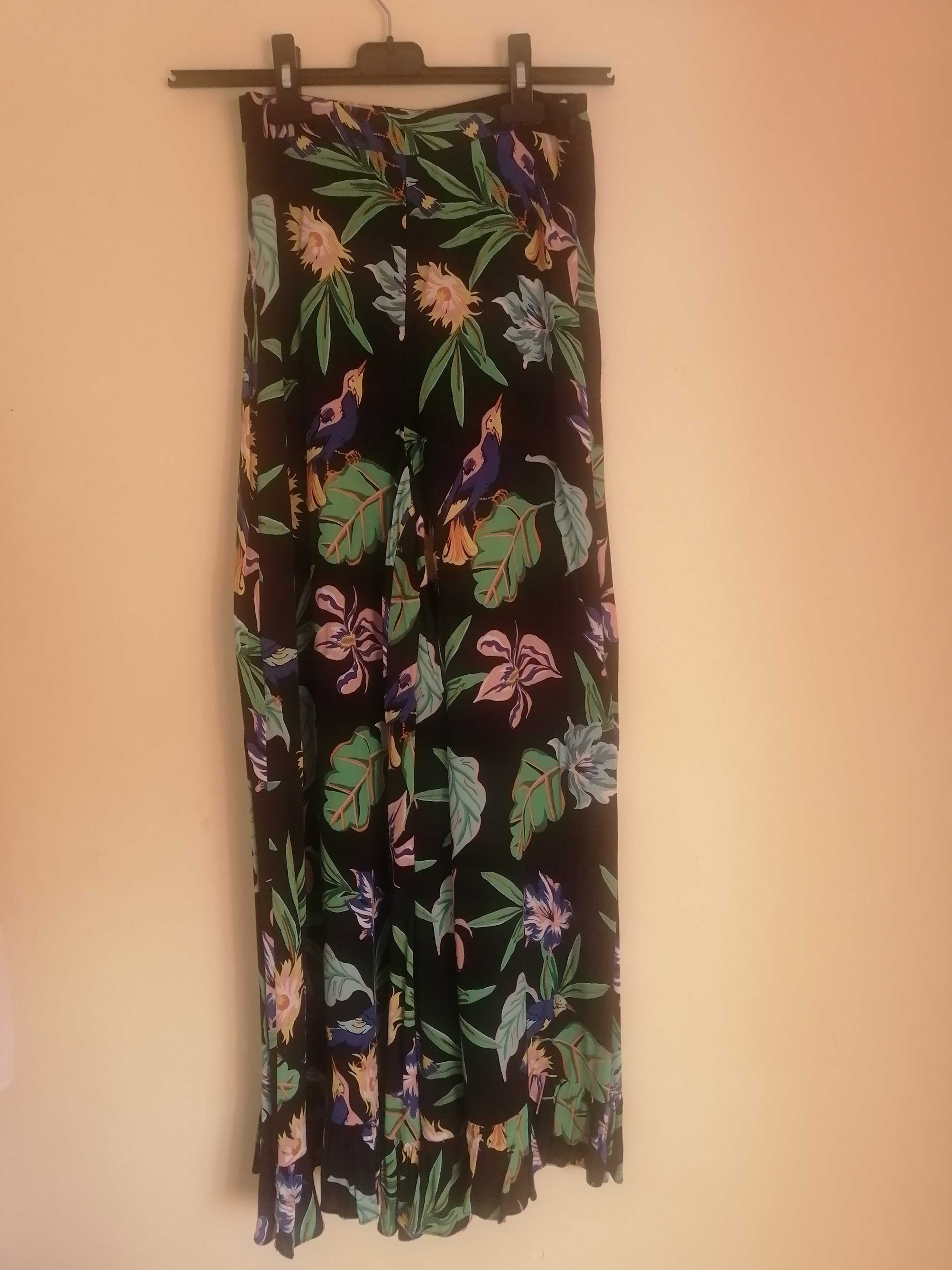 Pantalonas tropicais zara