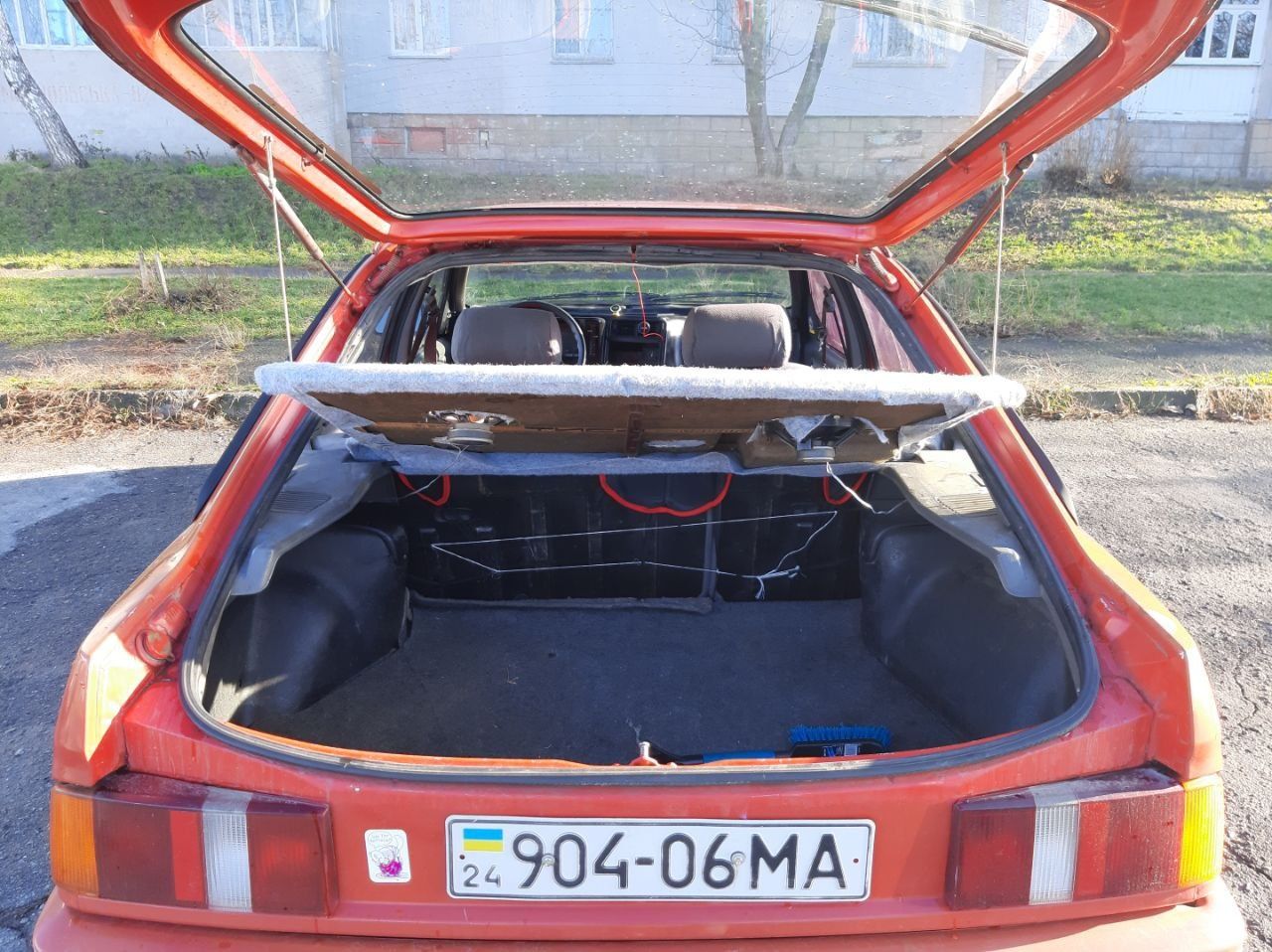 Ford Sierra 1.6 бензин