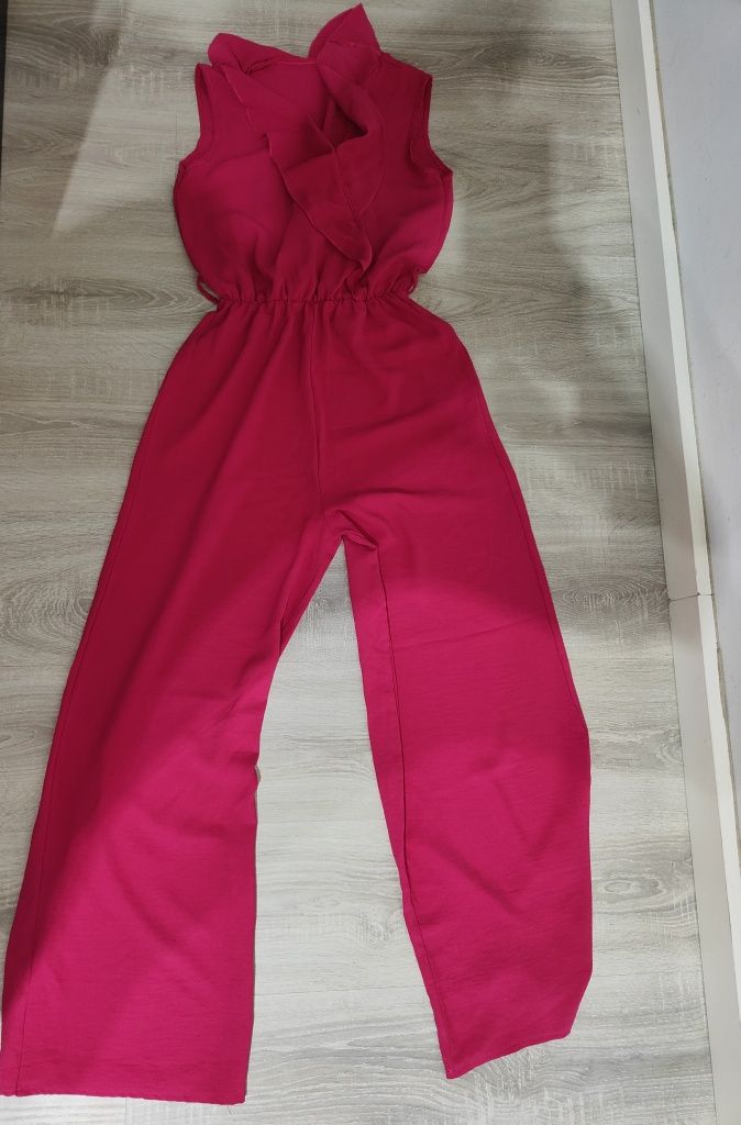 Macacão Rosa Novo