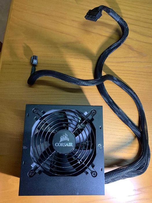 Fonte de Alimentação ATX CX550M 80 PLUS Bronze