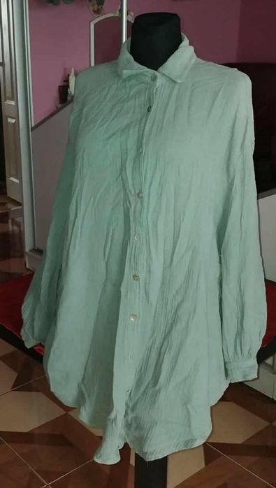 Zielona jasna koszulka  r uniieslany