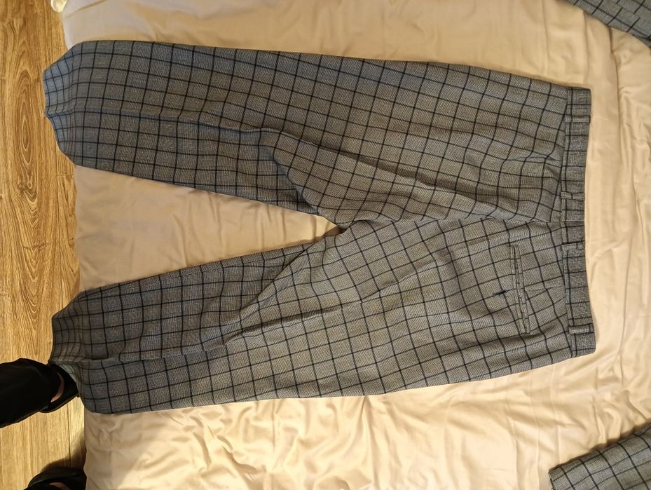 Garnitur męski w kratę 170/50