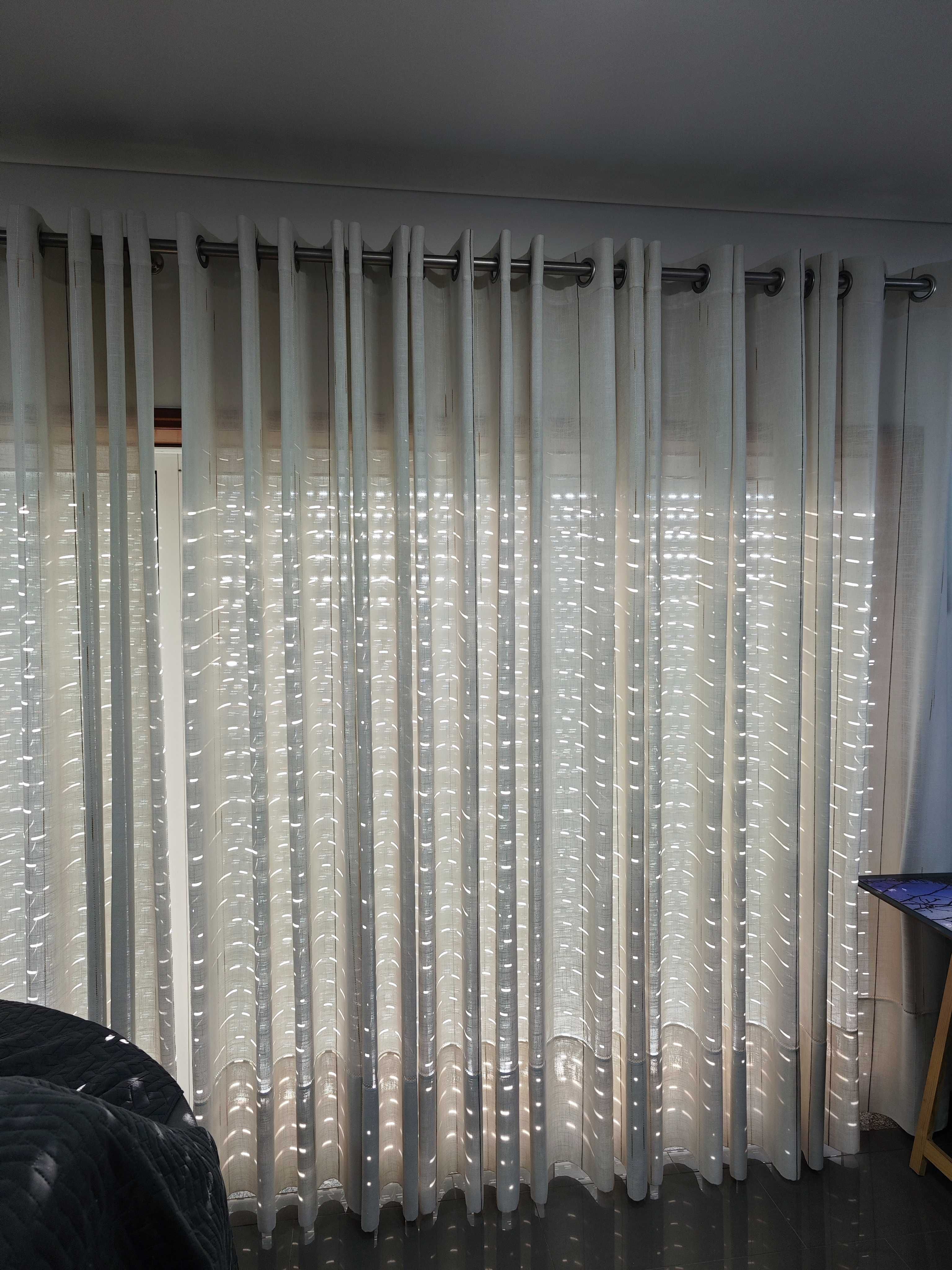 Cortinados em linho