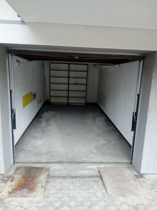 Wynajmę garaż Rumia ul. Stoczniowców 2M - faktura vat