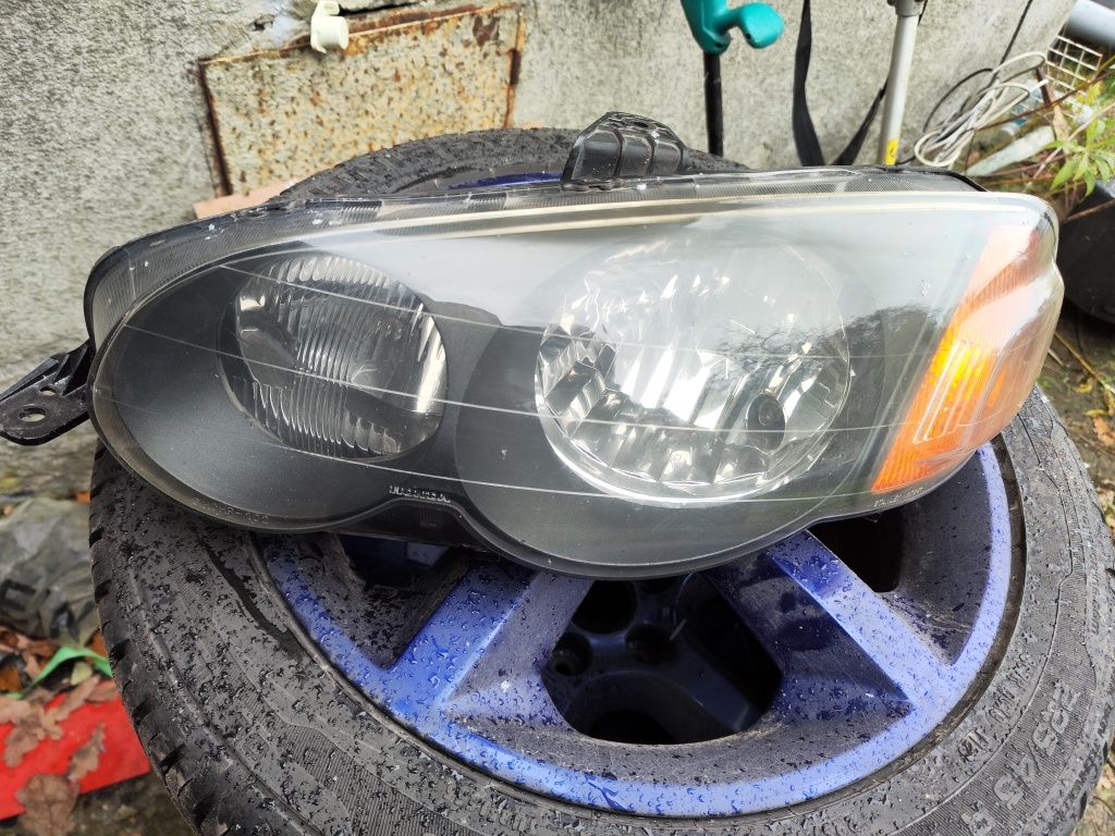 Reflektory Lampy przód Honda HR-V HRV Europa 99-06r