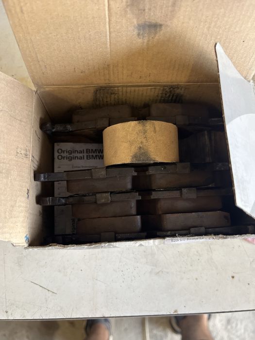 Гальмівні колодки перлні bmw e39 майже нові