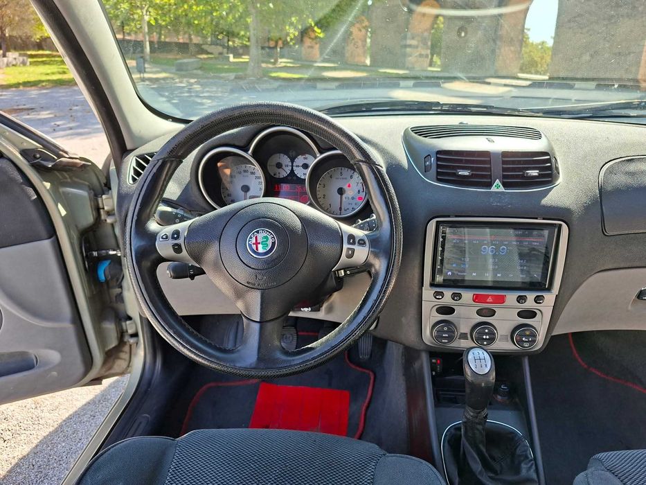 Alfa Romeo 147 1.6cc, 120 cv, Gasolina/GPL, Muito Boa Condição!