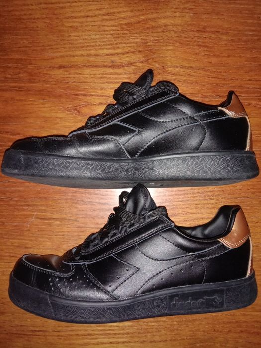 Кроссовки diadora женские оригинал в отличном состоянии