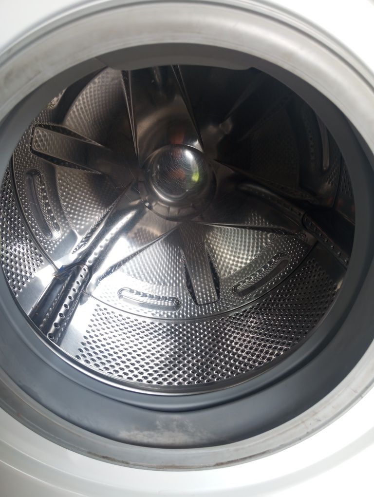 Pralka Whirlpool