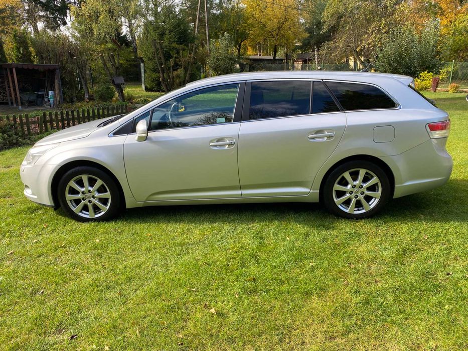 Toyota Avensis T27 kombi 2010