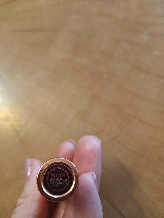 Mini pomadka Charlotte Tilbury Pillow Talk