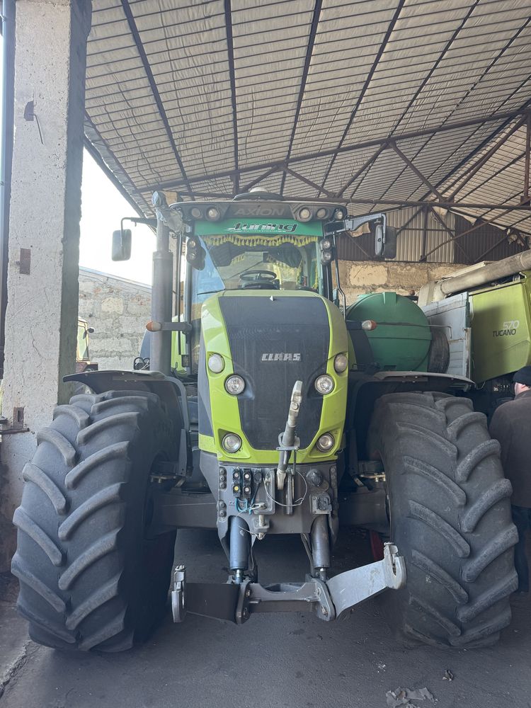 Трактор Claas Axion 940 2014