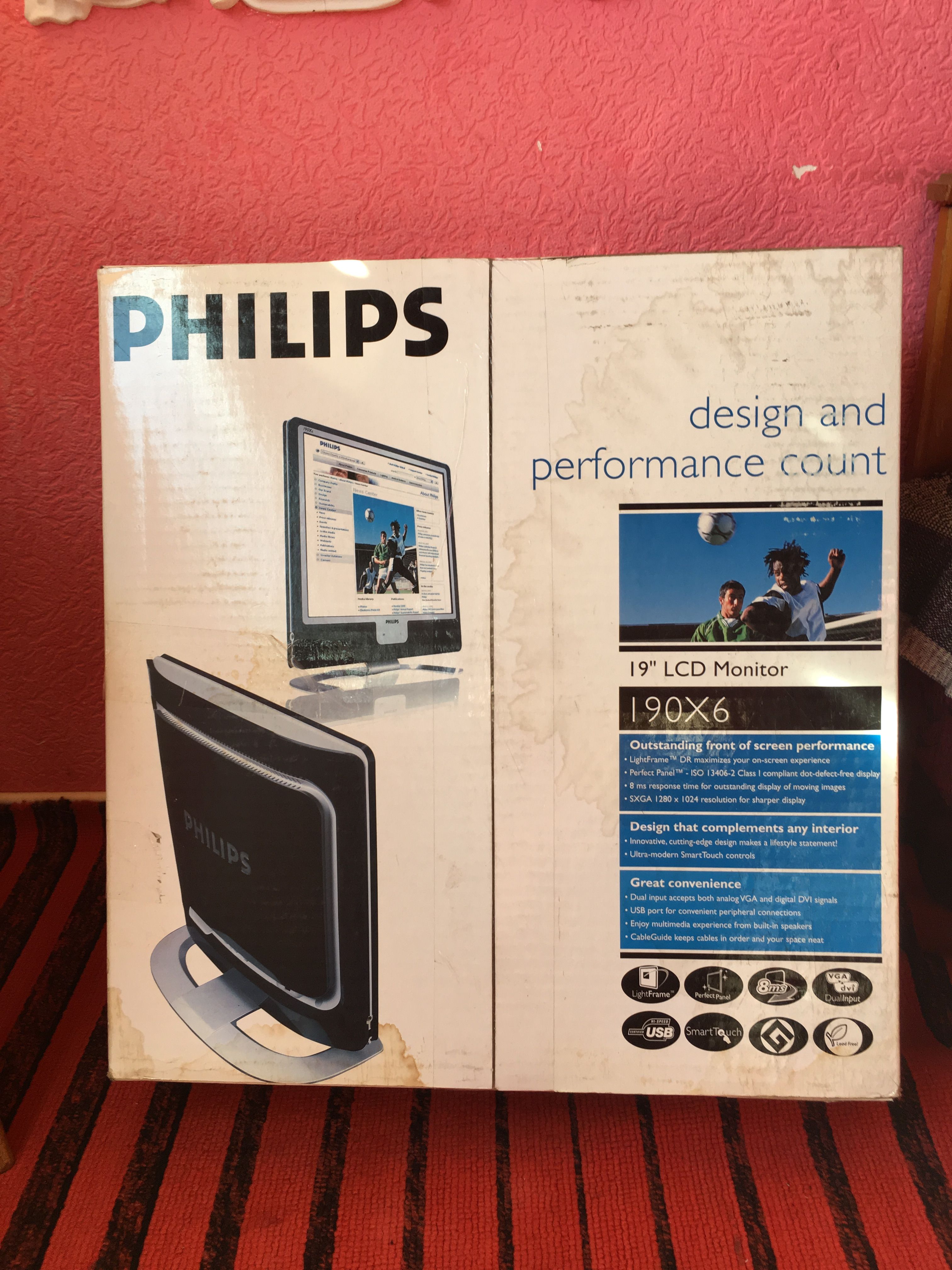 Монитор "PHILIPS" с встроенными колонками (новый)