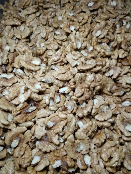 Грецький горіх очищений