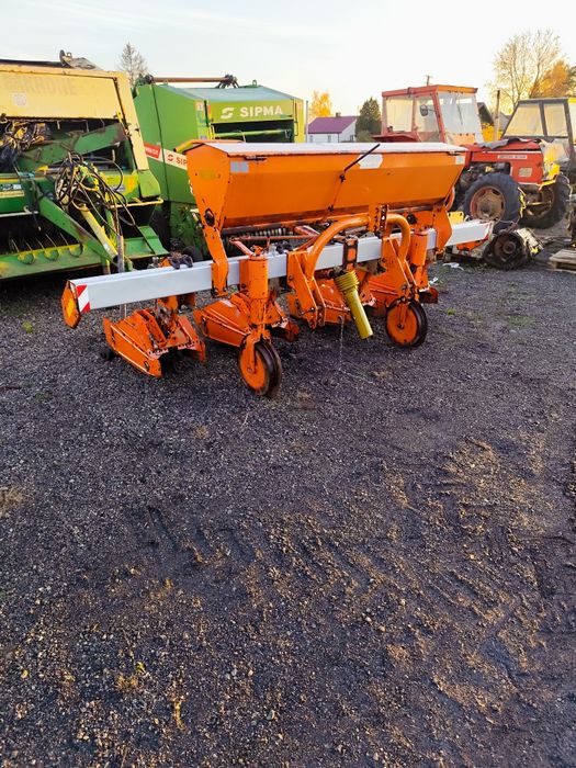 Glebogryzarka międzyrzedowa, 7 sekcyjna do truskawek, warzyw