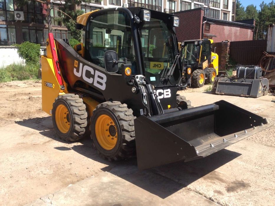 Послуги міні навантажувача (бобкета) з ямобуром (ковшем, вилами)