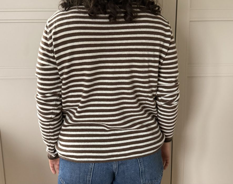 Sweter kaszmirowy w paski kremowo- czekoladowy