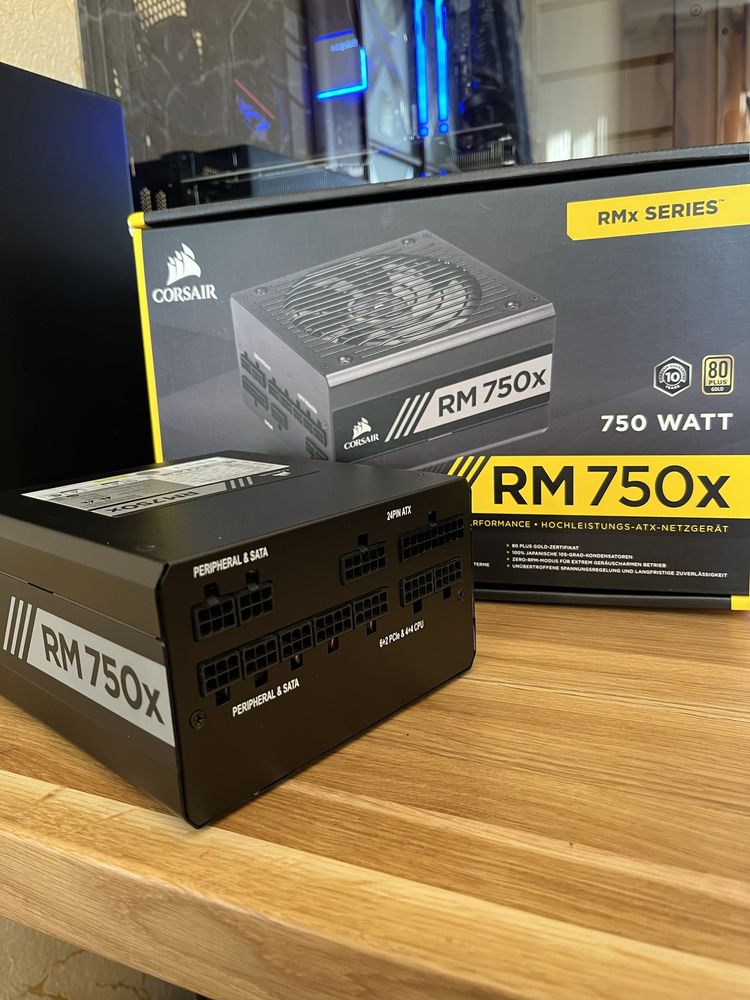 Блок живлення Corsair RM 750x