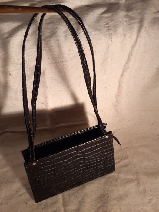 Сумка женская фактурная (под крокодиловую кожу)